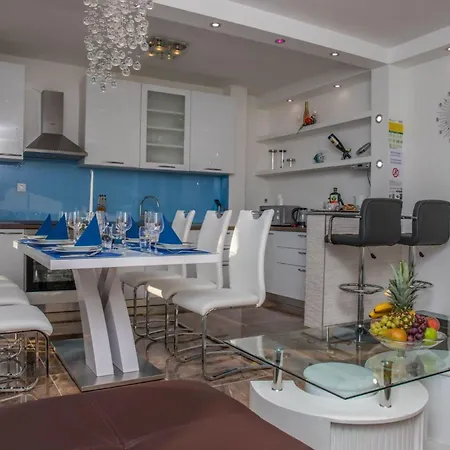 Majestic And Refined Balcony Sea View * Crikvenica